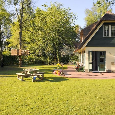 Beautiful Holiday Home In Heeten With Private Garden エクステリア 写真