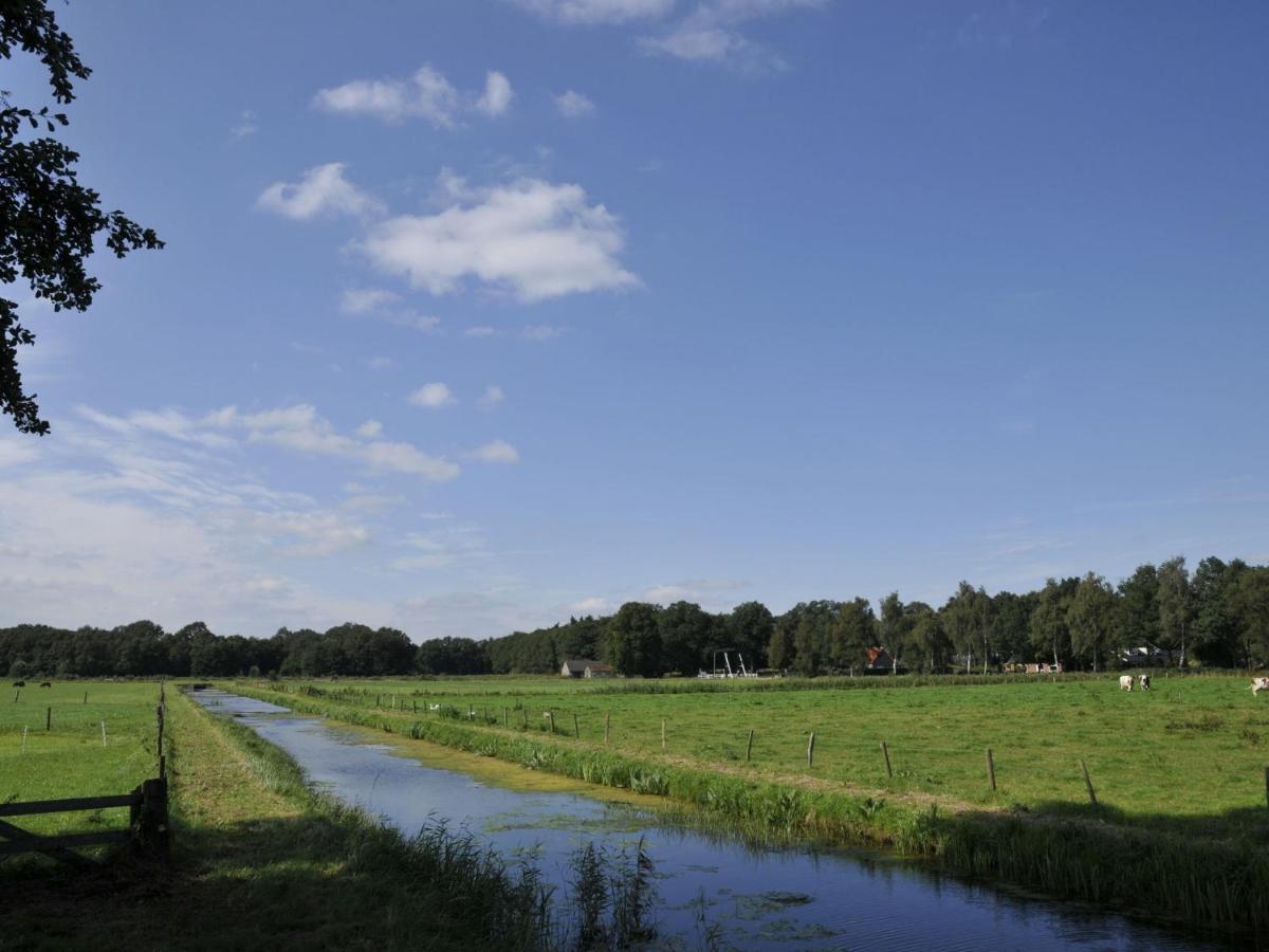 Beautiful Holiday Home In Heeten With Private Garden エクステリア 写真